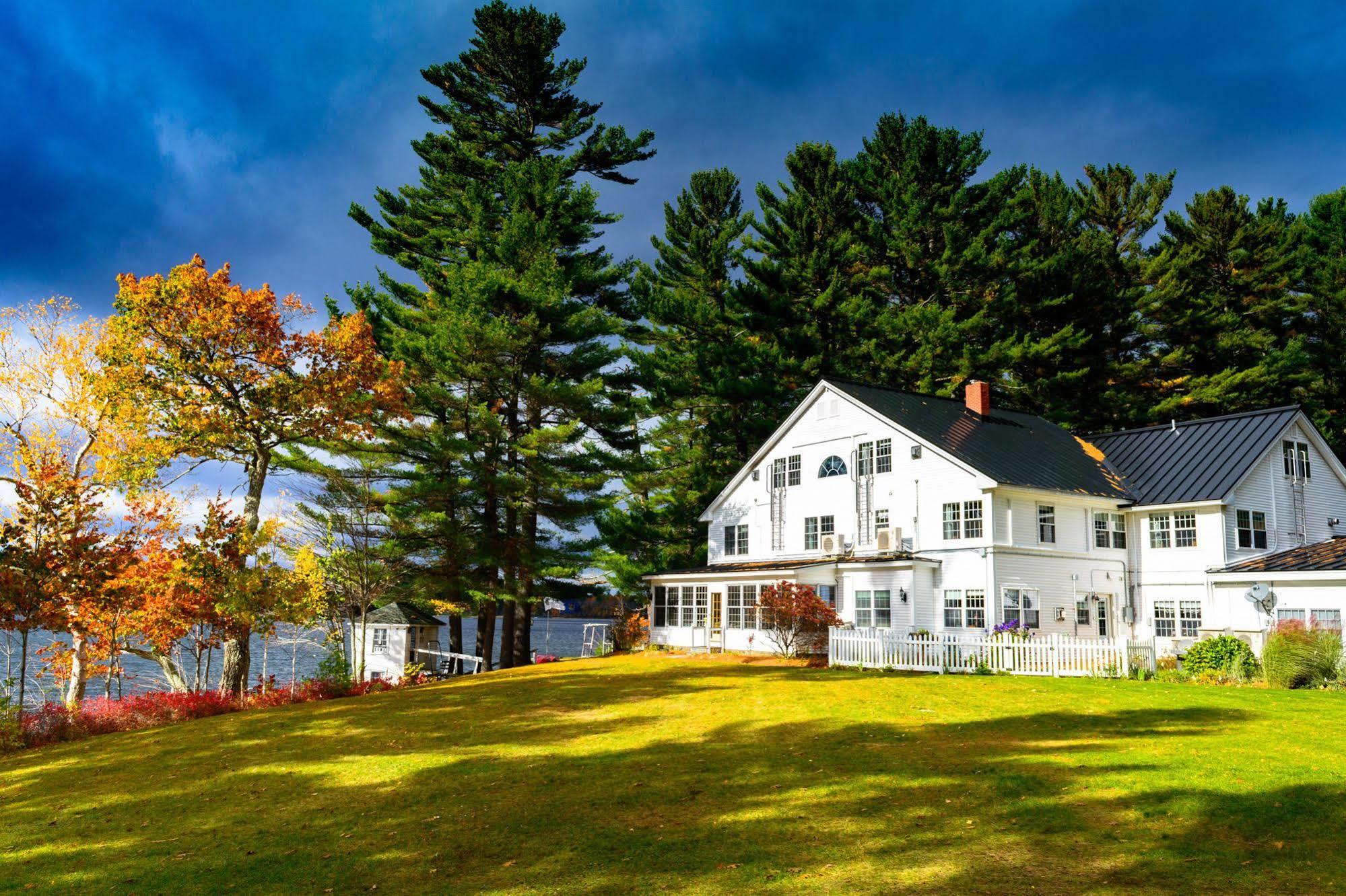 Wolf Cove Inn Poland Exterior photo